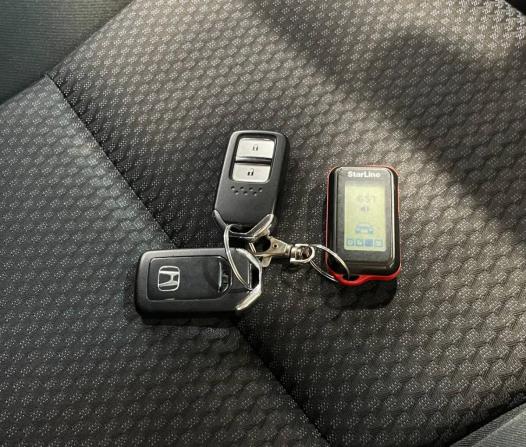 Honda Fit III Рестайлинг с пробегом 2018 года, цена 985 000 рублей, 104295 км, хэтчбек, Автокод Объявления