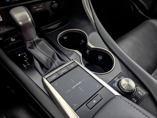 Lexus RX IV с пробегом 2019 года, цена 3 900 000 рублей, 178467 км, внедорожник, Автокод Объявления