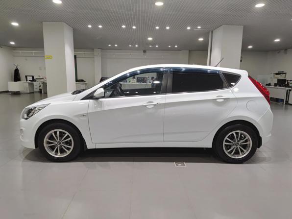 Hyundai Solaris I Рестайлинг с пробегом 2014 года, цена 773 150 рублей, 192472 км, хэтчбек, Автокод Объявления