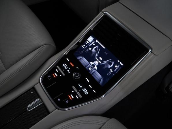 Porsche Panamera II с пробегом 2017 года, цена 7 699 977 рублей, 63002 км, лифтбек, Автокод Объявления