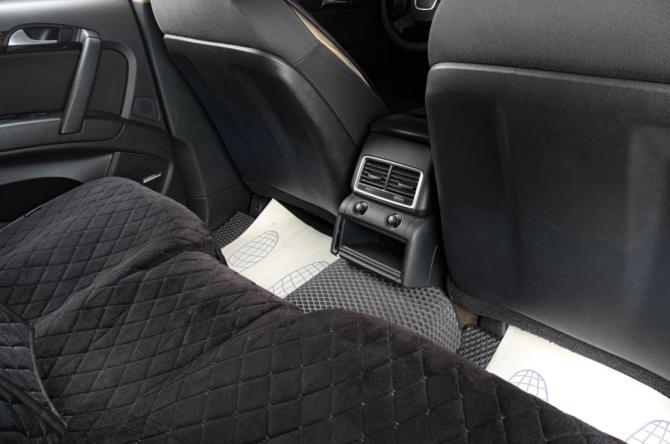Audi Q7 I (4L) с пробегом 2007 года, цена 1 119 000 рублей, 223349 км, внедорожник, Автокод Объявления