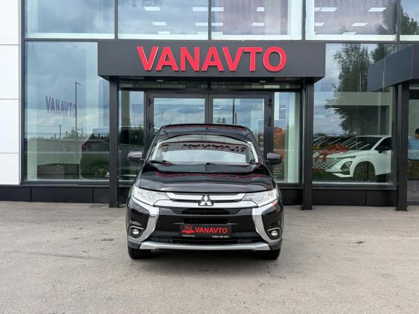 Mitsubishi Outlander III Рестайлинг 2 с пробегом 2017 года, цена 1 865 000 рублей, 155325 км, внедорожник, Автокод Объявления