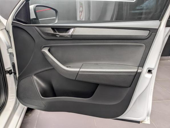 Skoda Rapid II с пробегом 2020 года, цена 1 450 000 рублей, 112036 км, лифтбек, Автокод Объявления