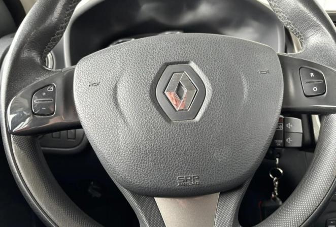 Renault Sandero II с пробегом 2015 года, цена 895 000 рублей, 83054 км, хэтчбек, Автокод Объявления