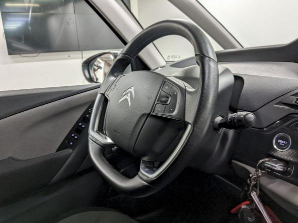 Citroen C4 Picasso II с пробегом 2014 года, цена 970 000 рублей, 50000 км, компактвэн, Автокод Объявления