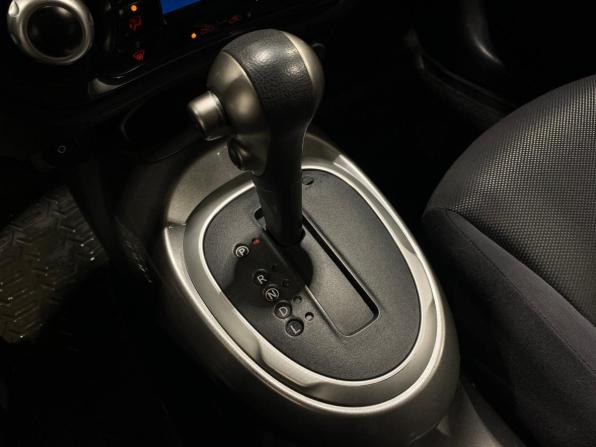 Nissan Juke I с пробегом 2012 года, цена 900 000 рублей, 247341 км, внедорожник, Автокод Объявления