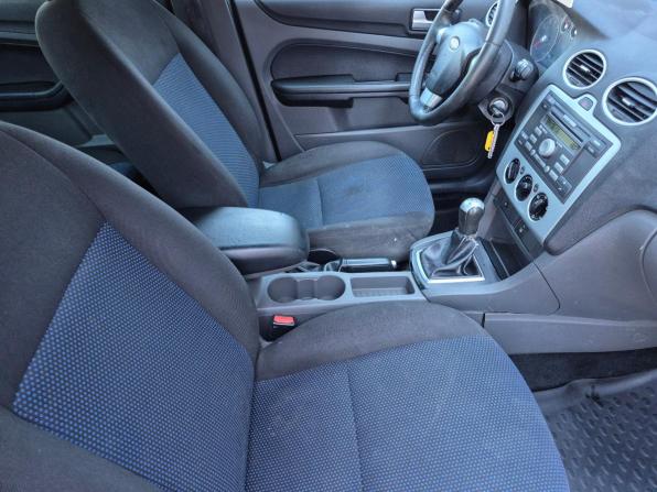 Ford Focus II с пробегом 2006 года, цена 399 000 рублей, 250000 км, седан, Автокод Объявления
