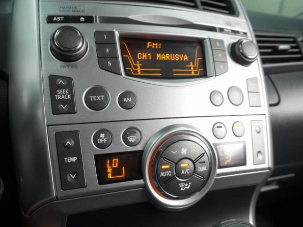 Toyota Verso I с пробегом 2011 года, цена 1 299 000 рублей, 157711 км, компактвэн, Автокод Объявления