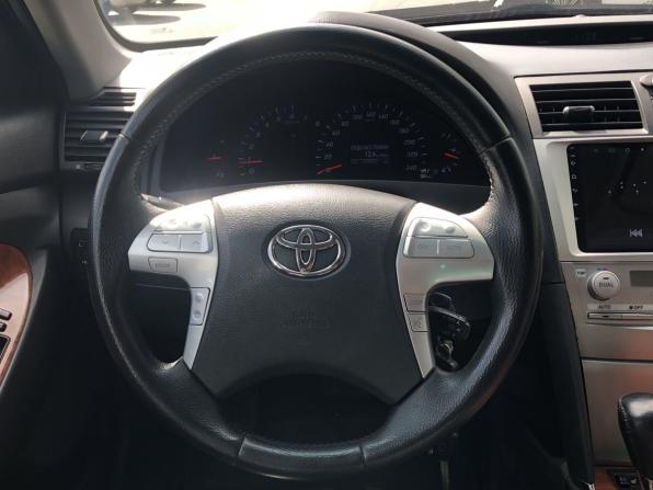 Toyota Camry VI (XV40) Рестайлинг с пробегом 2010 года, цена 1 110 000 рублей, 329540 км, седан, Автокод Объявления