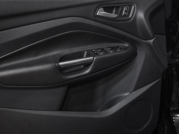 Ford Kuga II Рестайлинг с пробегом 2016 года, цена 1 299 000 рублей, 95123 км, внедорожник, Автокод Объявления