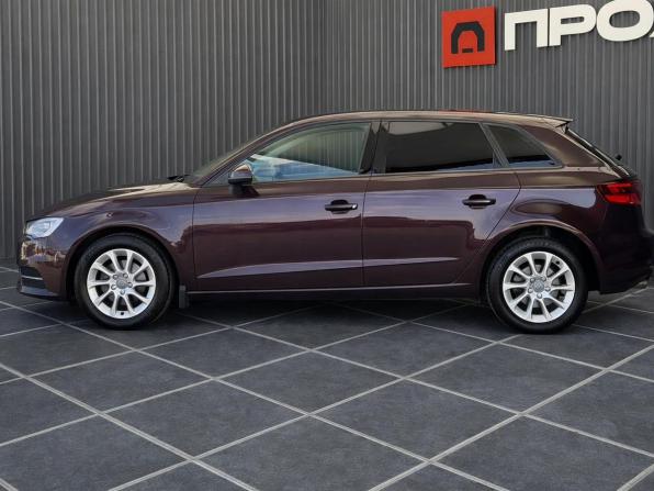Audi A3 III (8V) с пробегом 2013 года, цена 1 297 000 рублей, 125063 км, хэтчбек, Автокод Объявления