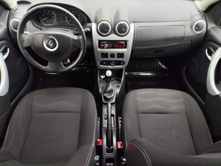 Renault Sandero I Санкт-Петербург  - изображение 17