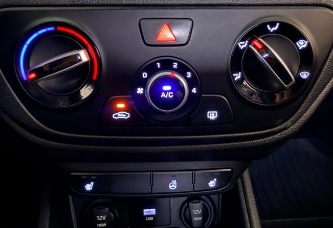 Hyundai Solaris II Рестайлинг с пробегом 2021 года, цена 1 360 000 рублей, 95018 км, седан, Автокод Объявления