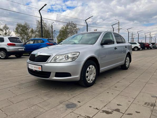 Skoda Octavia II (A5) Рестайлинг с пробегом 2011 года, цена 655 000 рублей, 250566 км, лифтбек, Автокод Объявления