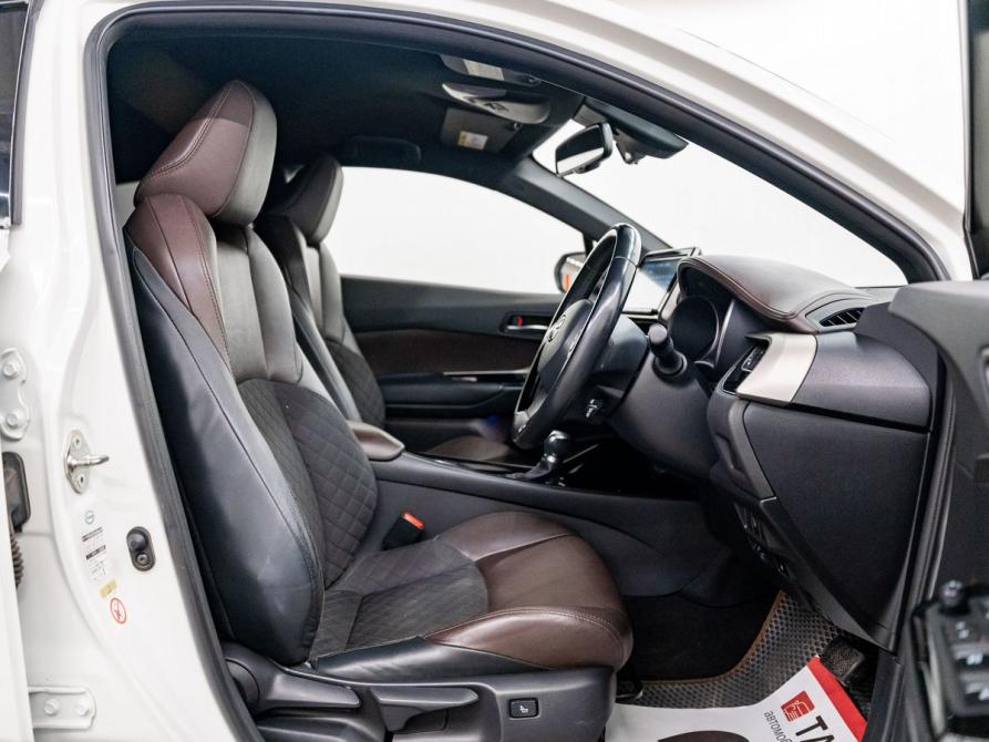 Toyota C-HR I Красноярск  - изображение 7