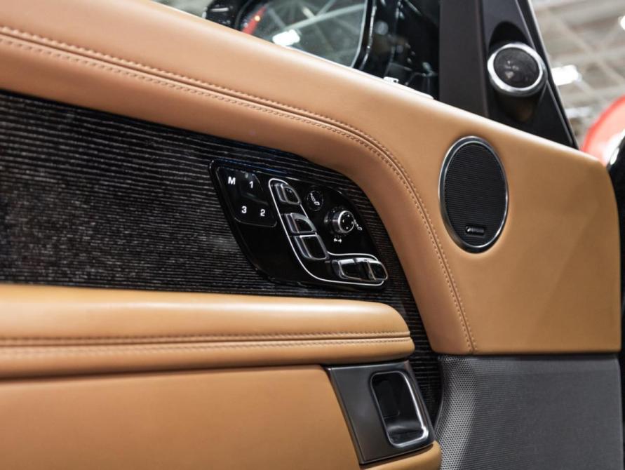 Land Rover Range Rover IV Рестайлинг Санкт-Петербург  - изображение 28