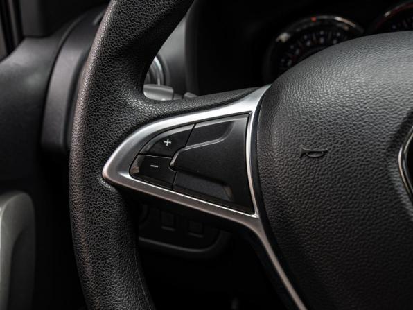Renault Sandero II Рестайлинг с пробегом 2020 года, цена 1 239 000 рублей, 66329 км, хэтчбек, Автокод Объявления