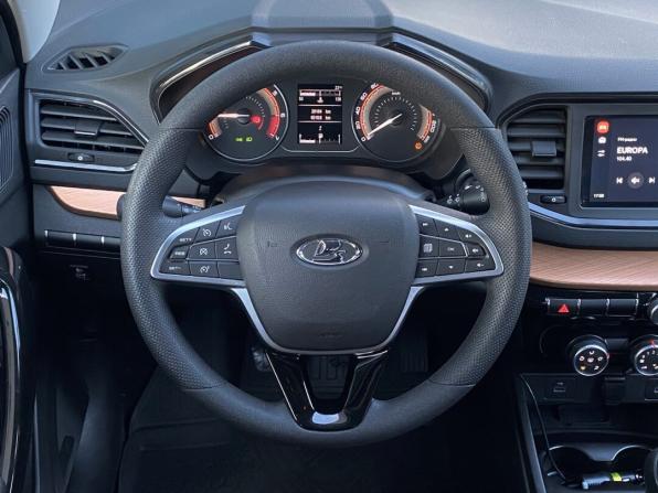 Lada (ВАЗ) Vesta I Рестайлинг (NG) с пробегом 2023 года, цена 1 259 000 рублей, 28182 км, седан, Автокод Объявления