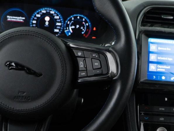Jaguar F-Pace I с пробегом 2016 года, цена 2 497 055 рублей, 87273 км, внедорожник, Автокод Объявления