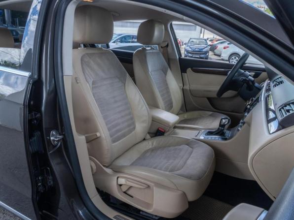 Volkswagen Passat B7 с пробегом 2012 года, цена 940 000 рублей, 282585 км, седан, Автокод Объявления