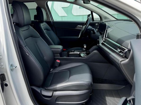 Kia Sportage V с пробегом 2023 года, цена 3 749 000 рублей, 12023 км, внедорожник, Автокод Объявления