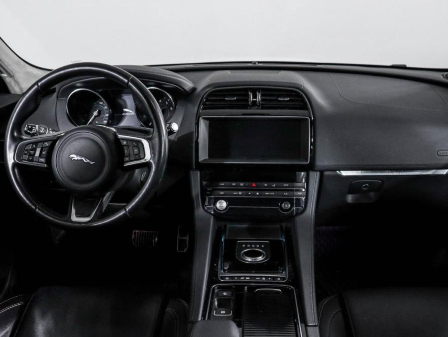 Jaguar F-Pace I Москва  - изображение 12