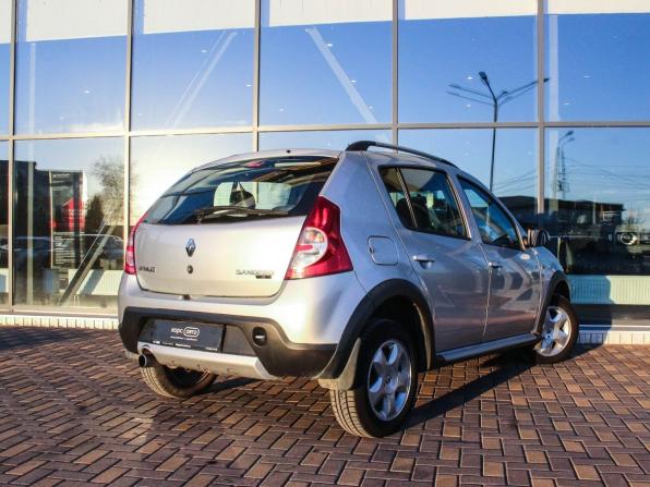 Renault Sandero I с пробегом 2014 года, цена 700 000 рублей, 110439 км, хэтчбек, Автокод Объявления