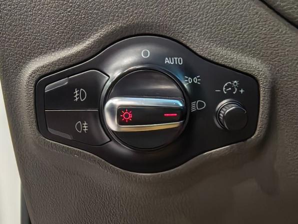 Audi Q5 I (8R) с пробегом 2010 года, цена 1 159 000 рублей, 178900 км, внедорожник, Автокод Объявления
