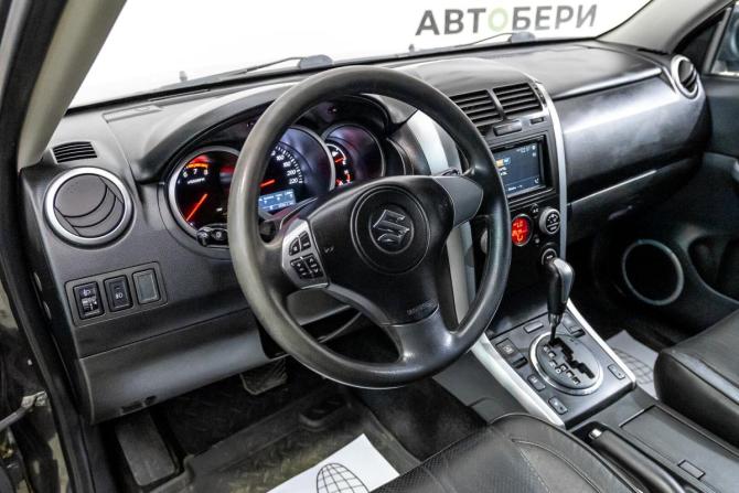 Suzuki Grand Vitara II Рестайлинг с пробегом 2010 года, цена 960 000 рублей, 239000 км, внедорожник, Автокод Объявления