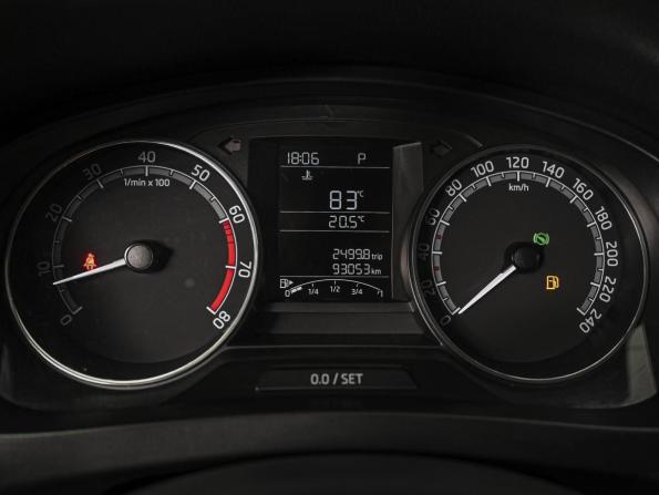 Skoda Rapid I Рестайлинг с пробегом 2017 года, цена 1 125 000 рублей, 93053 км, лифтбек, Автокод Объявления