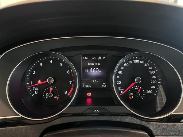 Volkswagen Passat B8 с пробегом 2018 года, цена 2 260 000 рублей, 110615 км, седан, Автокод Объявления