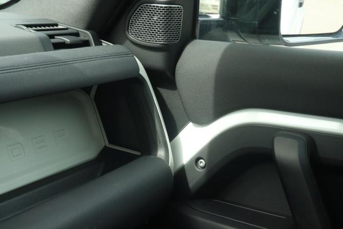 Land Rover Defender II с пробегом 2020 года, цена 4 096 000 рублей, 124747 км, внедорожник, Автокод Объявления