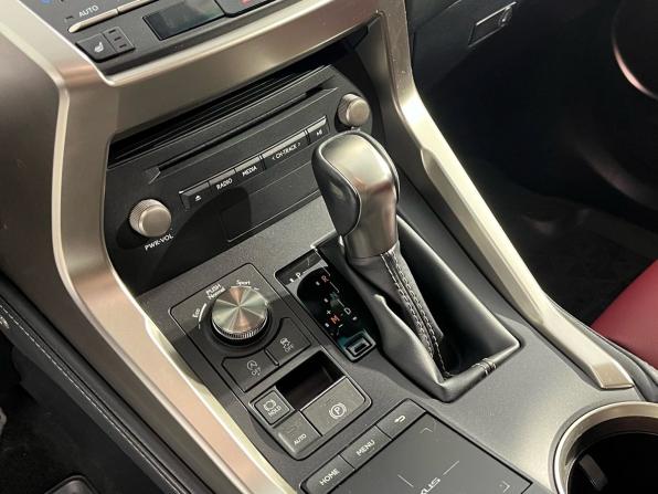 Lexus NX I Рестайлинг с пробегом 2020 года, цена 3 740 000 рублей, 65940 км, внедорожник, Автокод Объявления