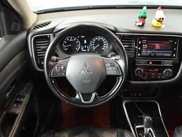 Mitsubishi Outlander III Рестайлинг 3 с пробегом 2019 года, цена 2 280 000 рублей, 147186 км, внедорожник, Автокод Объявления