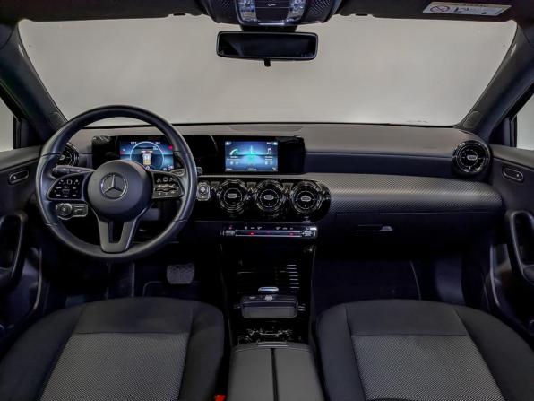 Mercedes-Benz A-Класс IV (W177) с пробегом 2019 года, цена 2 625 000 рублей, 33635 км, хэтчбек, Автокод Объявления