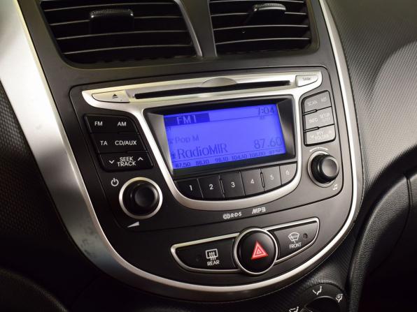 Hyundai Solaris I с пробегом 2013 года, цена 949 995 рублей, 161884 км, седан, Автокод Объявления