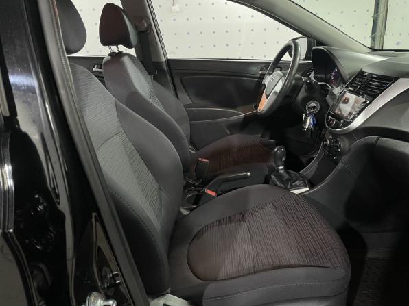 Hyundai Solaris I Рестайлинг с пробегом 2015 года, цена 955 000 рублей, 187740 км, седан, Автокод Объявления