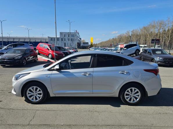 Hyundai Solaris II с пробегом 2017 года, цена 1 149 995 рублей, 109443 км, седан, Автокод Объявления