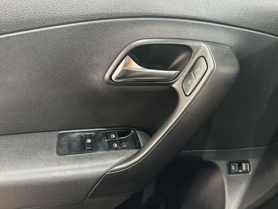 Volkswagen Polo V Москва  - изображение 16
