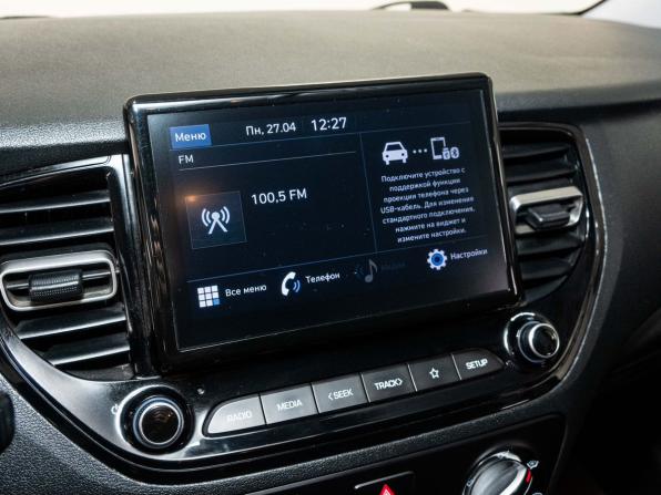 Hyundai Solaris II Рестайлинг с пробегом 2021 года, цена 1 322 000 рублей, 163861 км, седан, Автокод Объявления