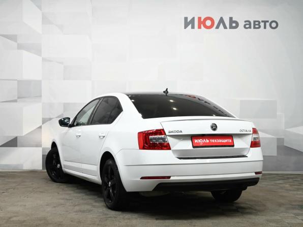 Skoda Octavia III (A7) Рестайлинг с пробегом 2017 года, цена 1 900 000 рублей, 129678 км, лифтбек, Автокод Объявления