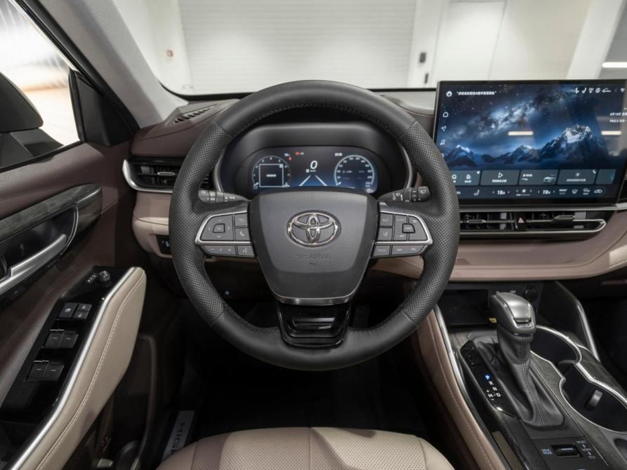 Toyota Highlander IV (XU70) Москва  - изображение 11