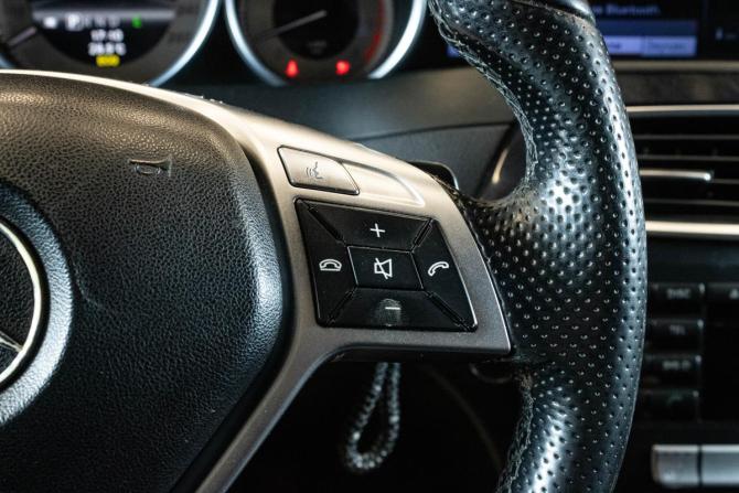 Mercedes-Benz C-Класс III (W204) Рестайлинг с пробегом 2012 года, цена 1 569 000 рублей, 265053 км, седан, Автокод Объявления