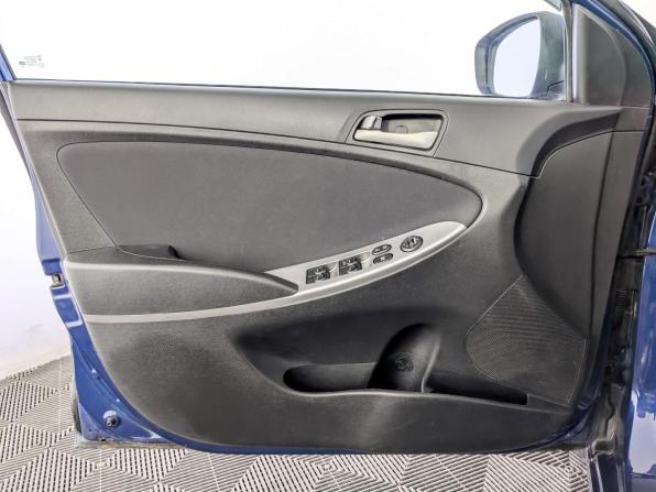 Hyundai Solaris I Рестайлинг с пробегом 2016 года, цена 930 000 рублей, 188657 км, седан, Автокод Объявления