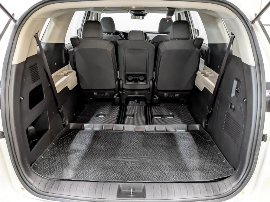 Kia Carnival IV Москва  - изображение 10