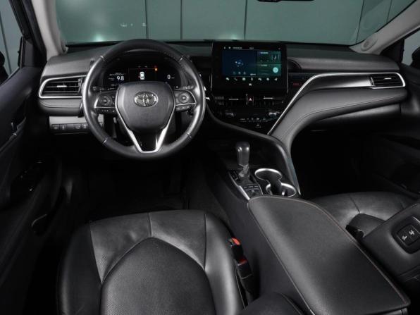 Toyota Camry VIII (XV70) Рестайлинг с пробегом 2023 года, цена 3 589 000 рублей, 25117 км, седан, Автокод Объявления
