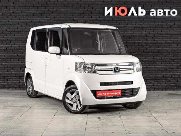 Honda N-BOX I Рестайлинг с пробегом 2017 года, цена 965 000 рублей, 61413 км, минивэн, Автокод Объявления