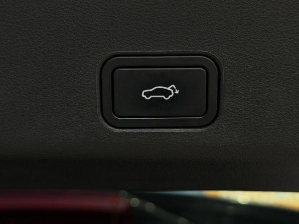 Geely Monjaro I Рестайлинг (China Market) с пробегом 2025 года, цена 3 600 000 рублей, 11500 км, внедорожник, Автокод Объявления