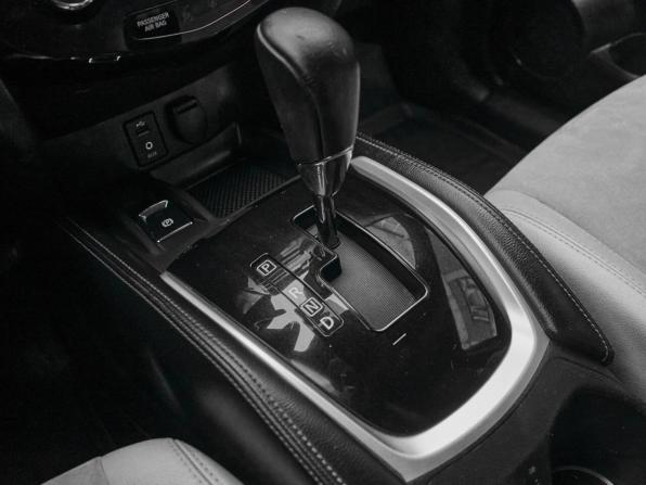Nissan Qashqai II с пробегом 2014 года, цена 1 520 000 рублей, 176288 км, внедорожник, Автокод Объявления