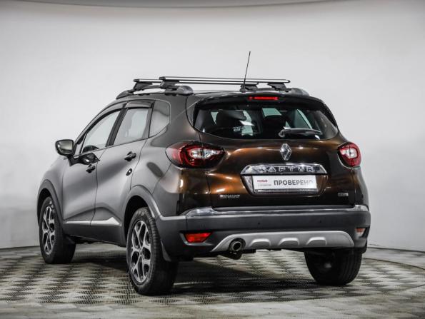 Renault Kaptur I с пробегом 2018 года, цена 1 699 000 рублей, 43092 км, внедорожник, Автокод Объявления